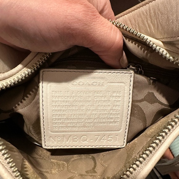 White leather Coach handbag - Picture 5 of 5